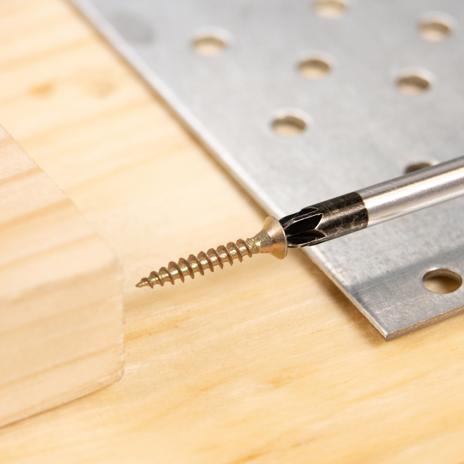 Шурупы жёлтые BROZEX пакет 3*20 (40шт) *10/100 Шурупы жёлтые BROZEX пакет 3*20 (40шт) *10/100