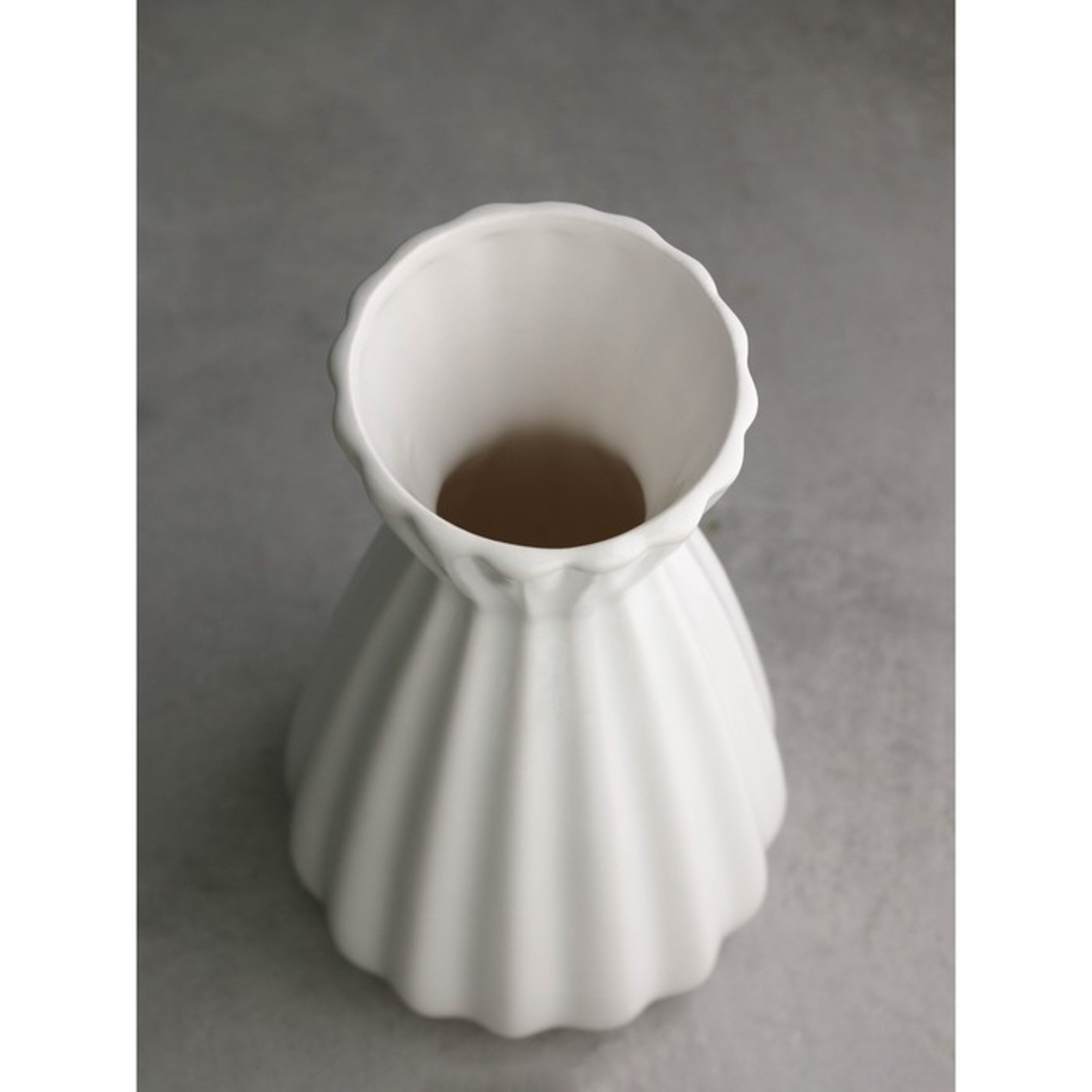 Ваза настольная «Пардис», h=24 см, цвет белый, керамика, 1 сорт, Иран