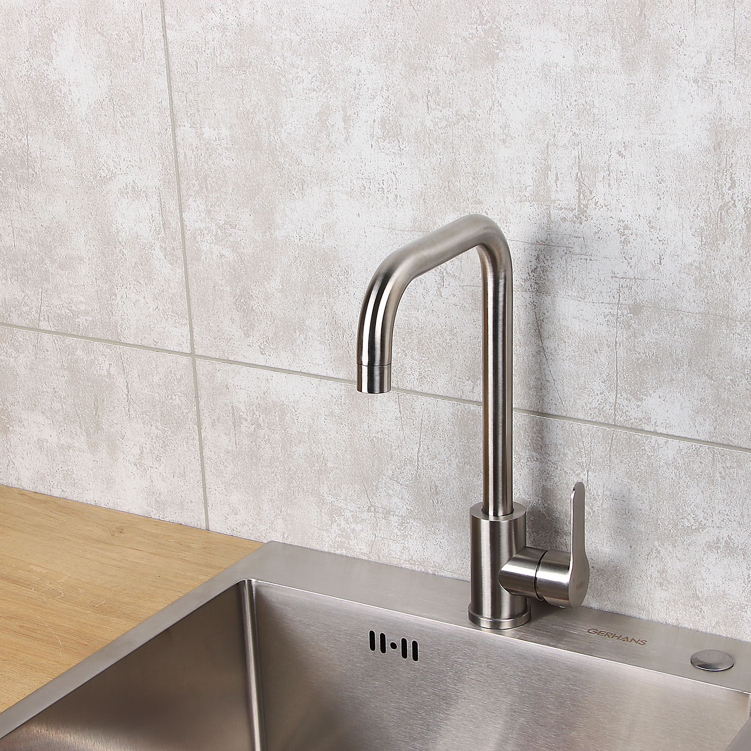 Смеситель для кухни Potato P40303S-2 высокий излив *1/10 Смеситель для кухни Potato P40303S-2 высокий излив *1/10