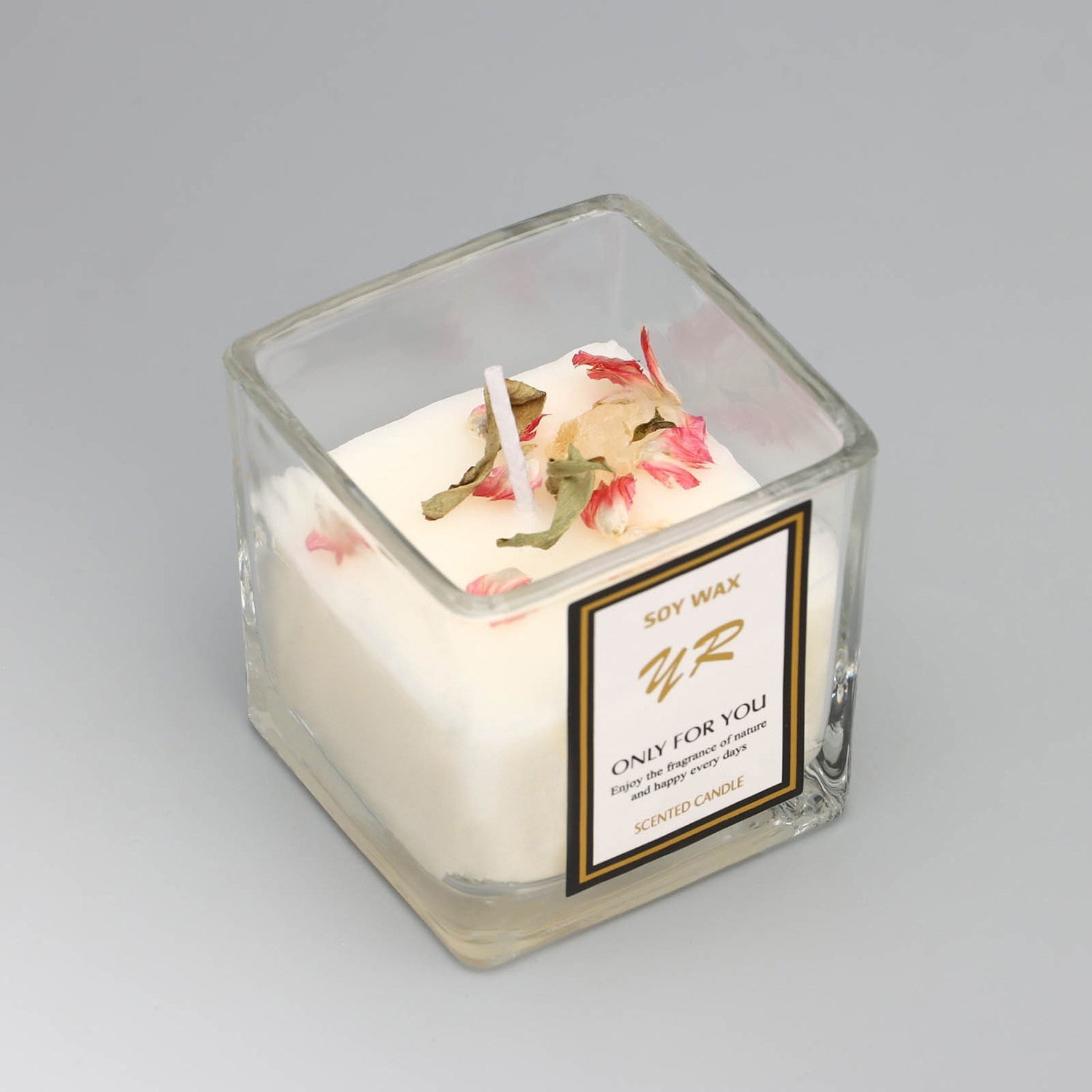 Свеча ароматическая в стакане "Soy Wax", морская соль и шалфей   9667544