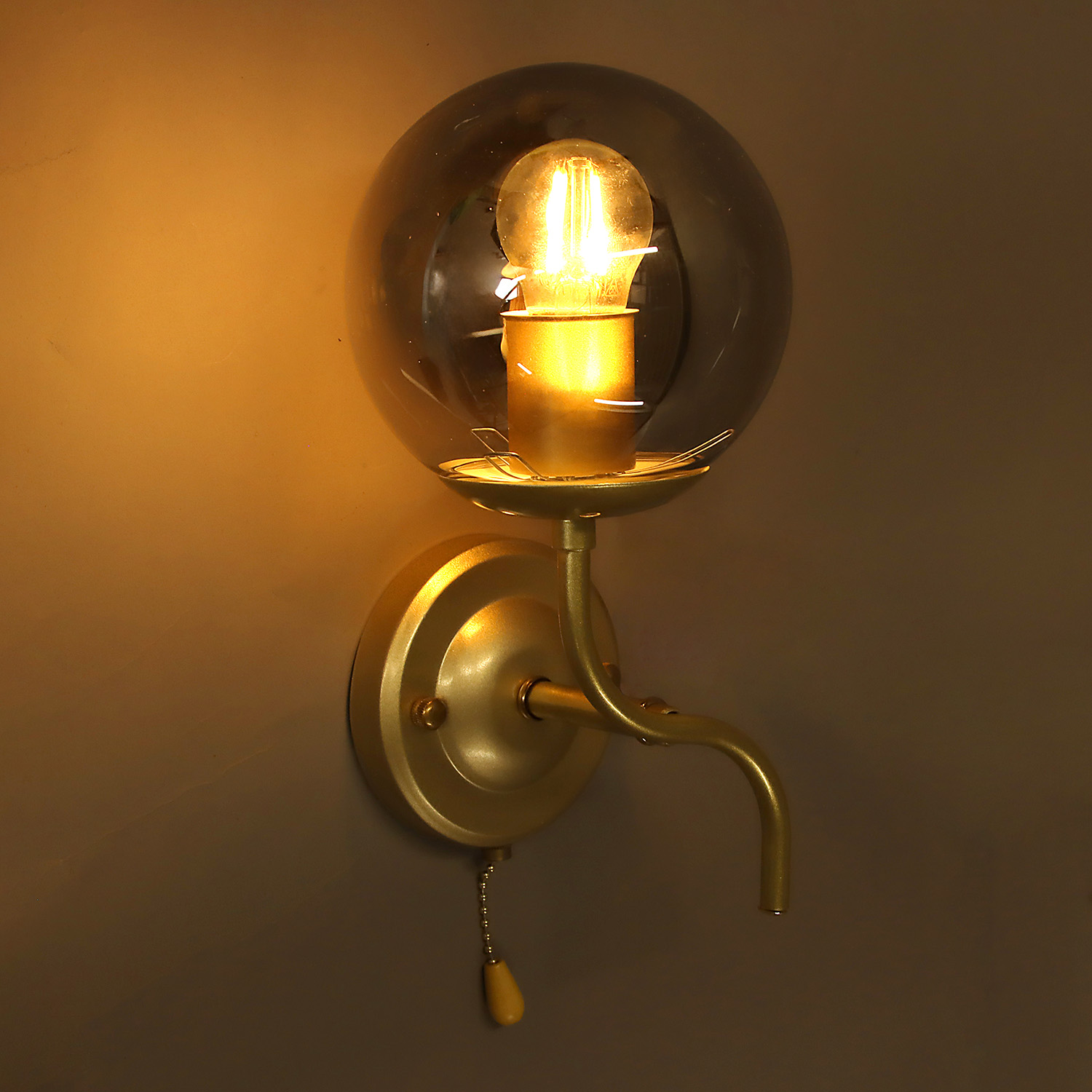 Бра N36363/1W GD 1*40W E27 220V  (l=170, w=170,h=270) VERNER LIGHTING *1 Бра N36363/1W GD 1*40W E27 220V  (l=170, w=170,h=270) VERNER LIGHTING *1