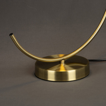 Лампа настольная 15015/1T BRS WT Е27 40Вт S=2м2 *1 Лампа настольная 15015/1T BRS WT Е27 40Вт S=2м2 *1