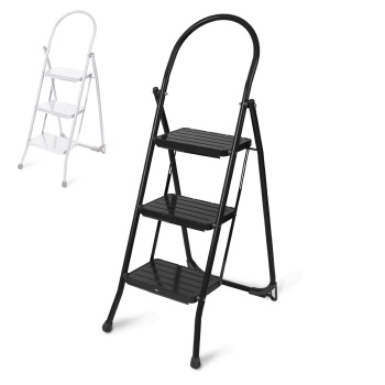 Стремянка стальная 3 ступени, выс.верхн. пл.0,695м ШИРОКИЕ ступени-200мм цв.:бел.,чернСМШ3 "Ника" *1