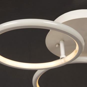 Люстра Verner Lighting YT114/3, 70 Вт, 3000-6500 K, 3 режима, пульт д/у, белый Люстра Verner Lighting YT114/3, 70 Вт, 3000-6500 K, 3 режима, пульт д/у, белый