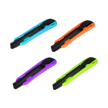 Нож строительный 18мм корпус пластик АВС направл.нерж.сталь автофиксация арт.2013FINLAND*24/288 Нож строительный 18мм корпус пластик АВС направл.нерж.сталь автофиксация арт.2013FINLAND*24/288